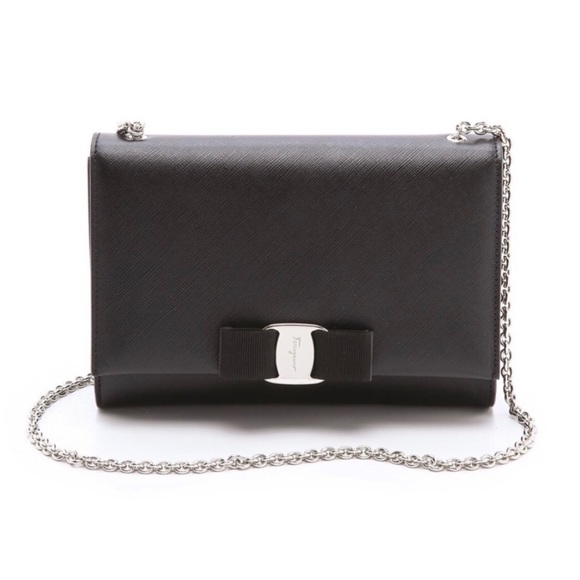 Salvatore Ferragamo Nero pebble calf crossbody bag